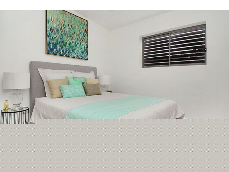 4 / 19 Pickwick St, Cannon Hill QLD 4170