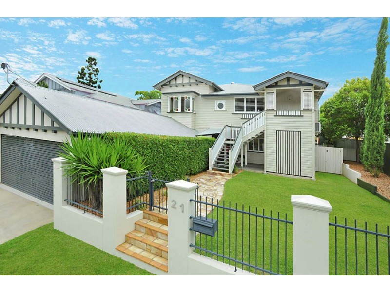 21 Contay St, Holland Park QLD 4121