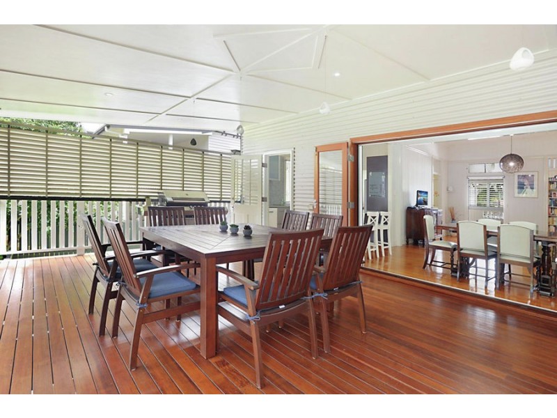 21 Contay St, Holland Park QLD 4121