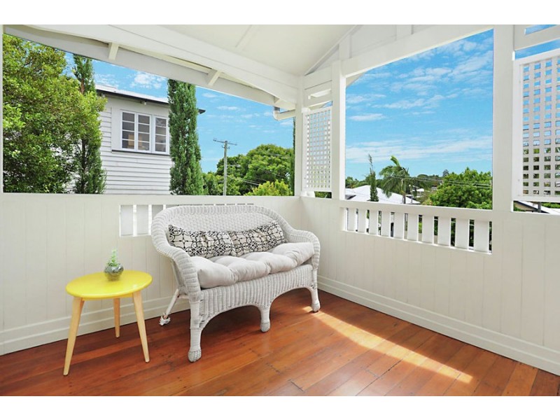 21 Contay St, Holland Park QLD 4121