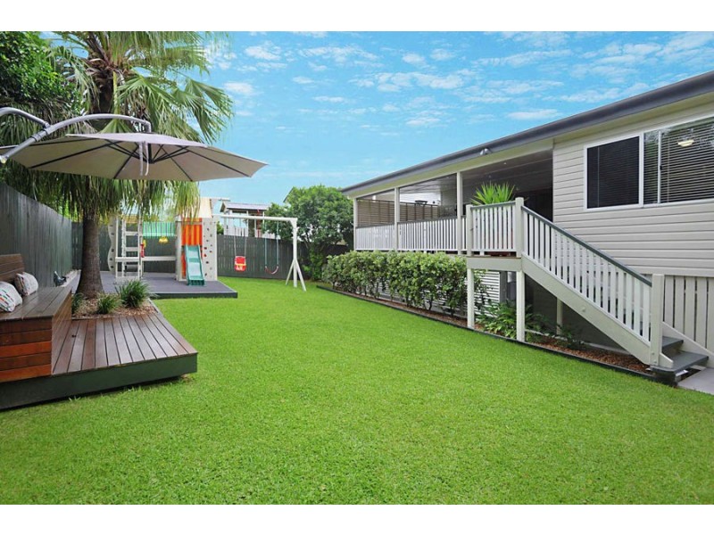 21 Contay St, Holland Park QLD 4121