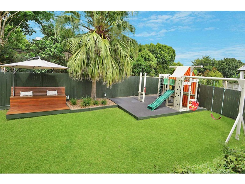 21 Contay St, Holland Park QLD 4121