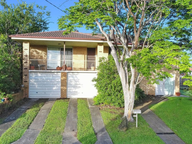 12 Dahl Street, Tarragindi QLD 4121