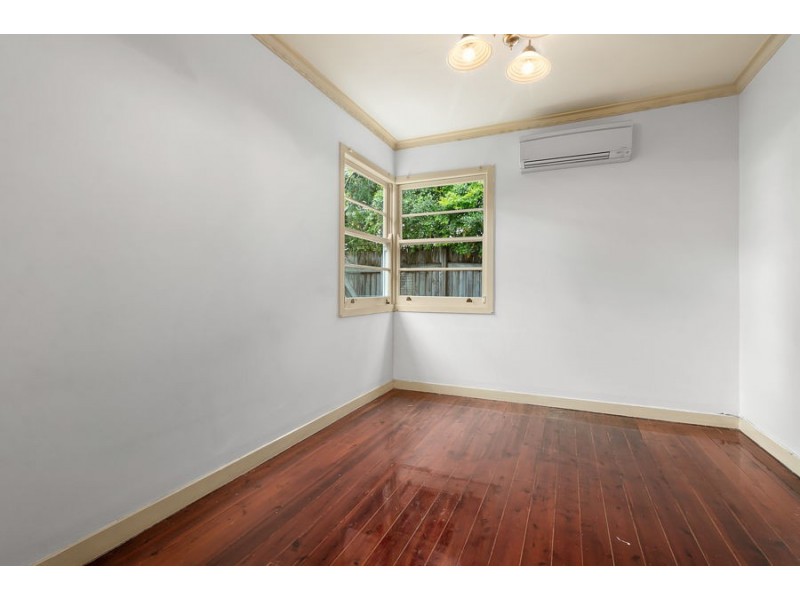 490 Cavendish Road, Coorparoo QLD 4151