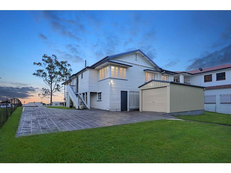 37 Oateson Skyline Dr, Seven Hills QLD 4170