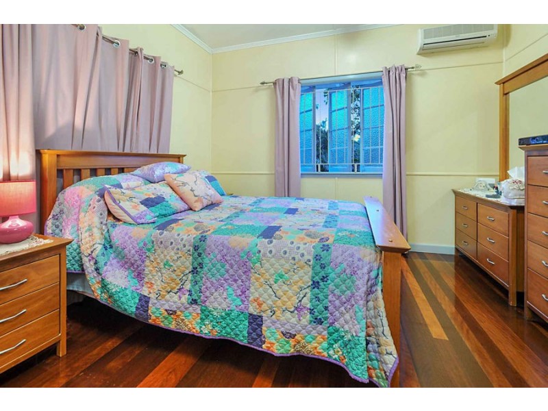 37 Oateson Skyline Dr, Seven Hills QLD 4170