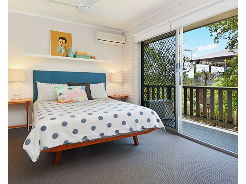 3 / 25 Barradine Street, Greenslopes QLD 4120