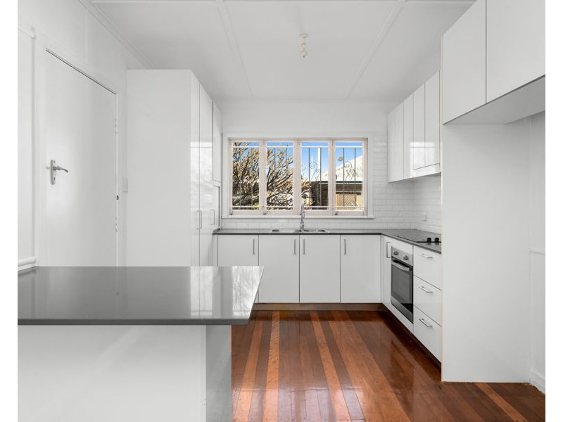 48 Melbourne Avenue, Camp Hill QLD 4152