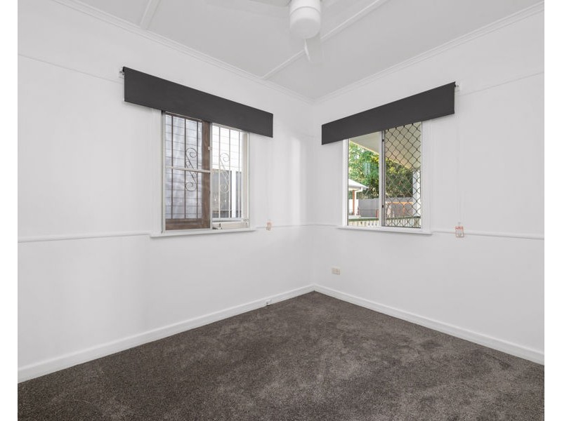 48 Melbourne Avenue, Camp Hill QLD 4152