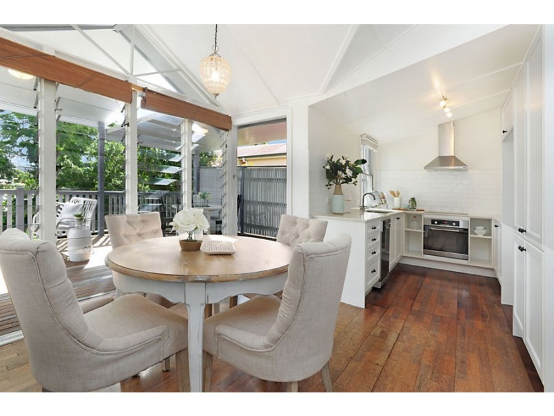 100 Ashgrove Ave, Ashgrove QLD 4060