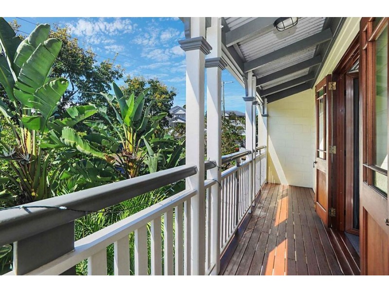 4/43 Brown St, Camp Hill QLD 4152