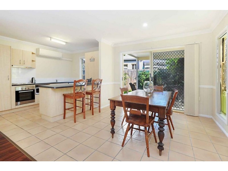 4/43 Brown St, Camp Hill QLD 4152