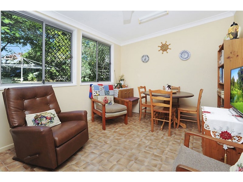 61 Melbourne Ave, Camp Hill QLD 4152