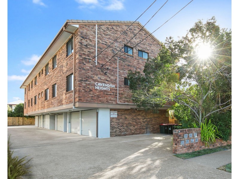 2/233 Cavendish Rd, Coorparoo QLD 4151