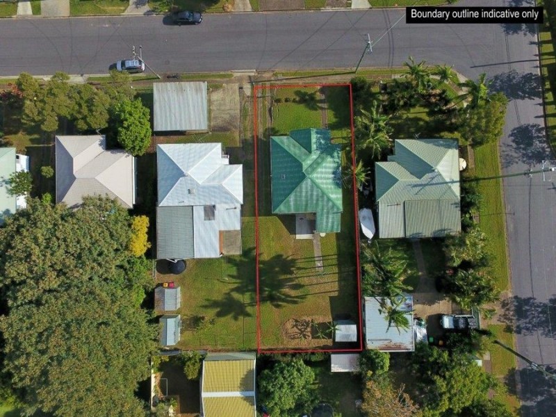 4 Rowton Street, Holland Park QLD 4121