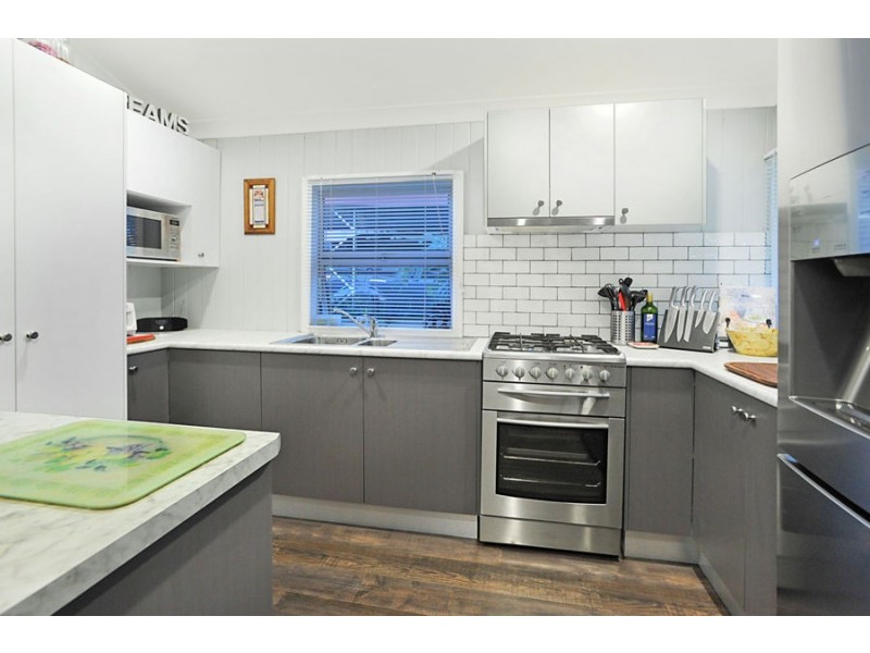 37 Colville Street, Highgate Hill QLD 4101