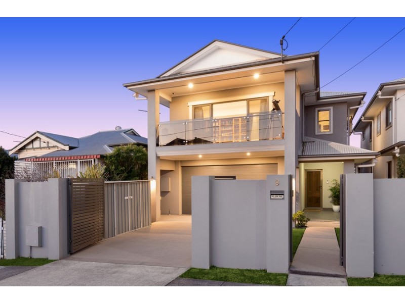 8 St Leonards Street, Coorparoo QLD 4151