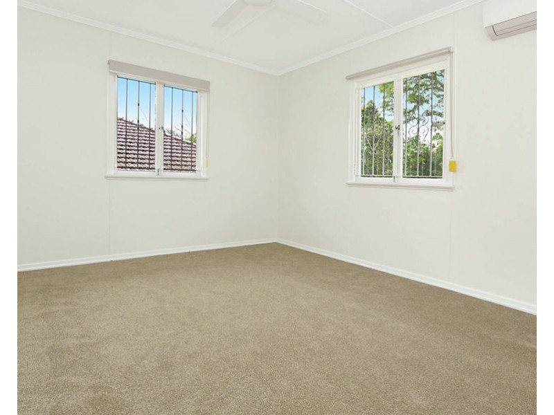 42 Monkton Street, Tarragindi QLD 4121