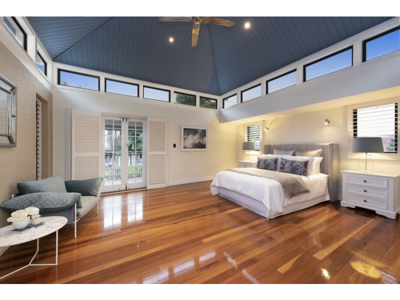 63 Mars Street, Coorparoo QLD 4151