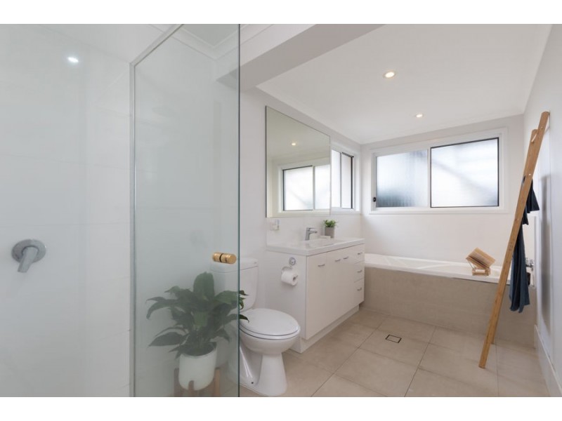 188 Old Cleveland Rd, Coorparoo QLD 4151