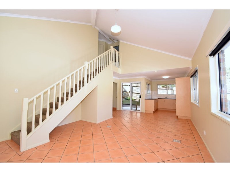 1/14 Beanga Street, Greenslopes QLD 4120