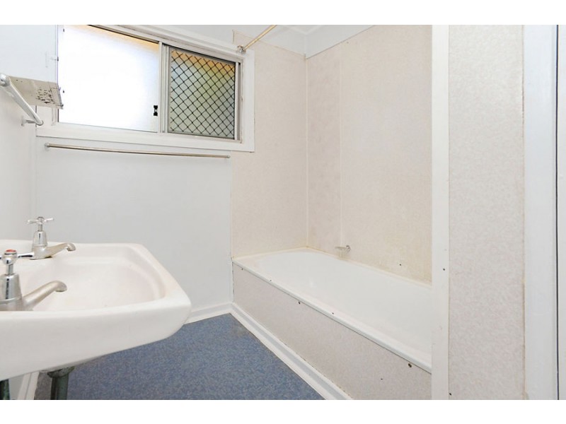 4 Ancilla Street, Mansfield QLD 4122