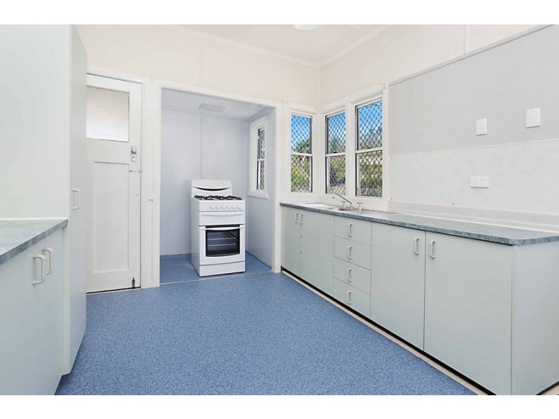 85 Porteus Dr, Seven Hills QLD 4170
