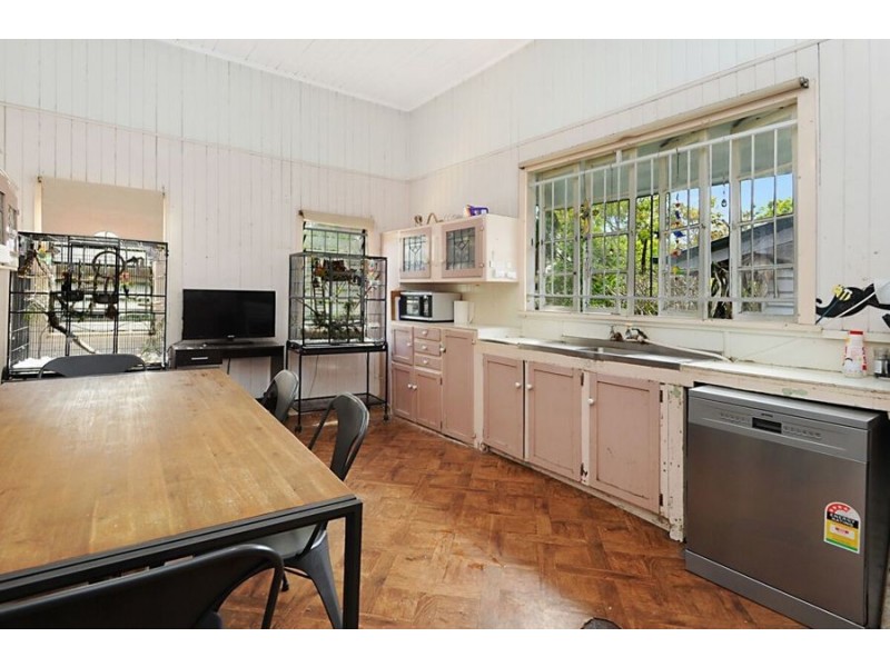 37 Walmsley St, Kangaroo Point QLD 4169