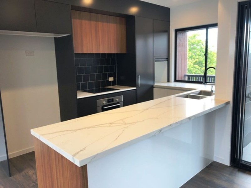 2/21 Barradine st, Greenslopes QLD 4120