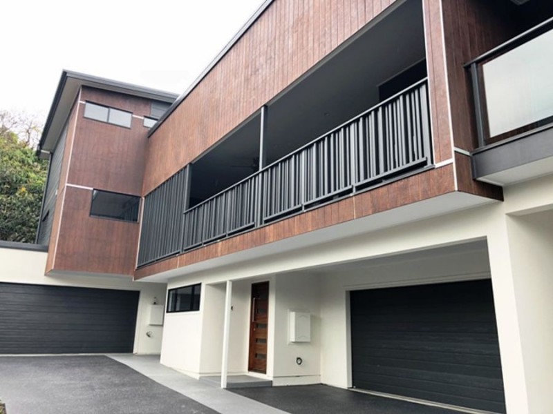 2/21 Barradine st, Greenslopes QLD 4120