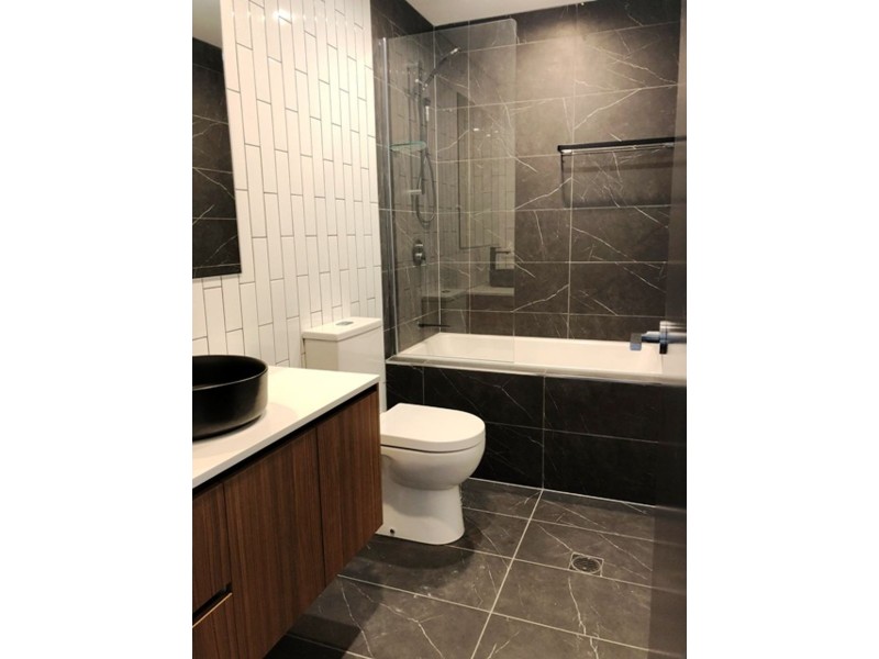 2/21 Barradine st, Greenslopes QLD 4120