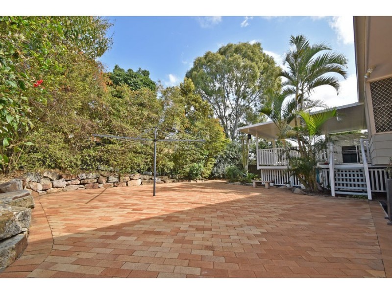 6 Laconia Street, Mansfield QLD 4122