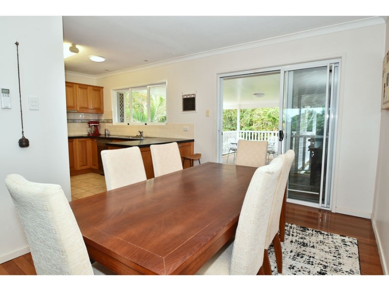 6 Laconia Street, Mansfield QLD 4122