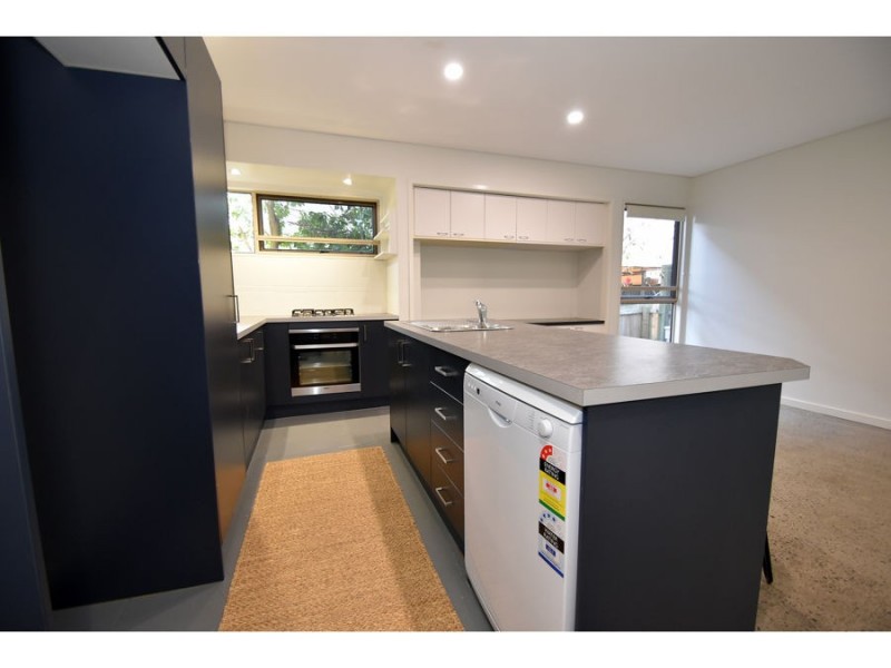 28A Churchill Street, Woolloongabba QLD 4102
