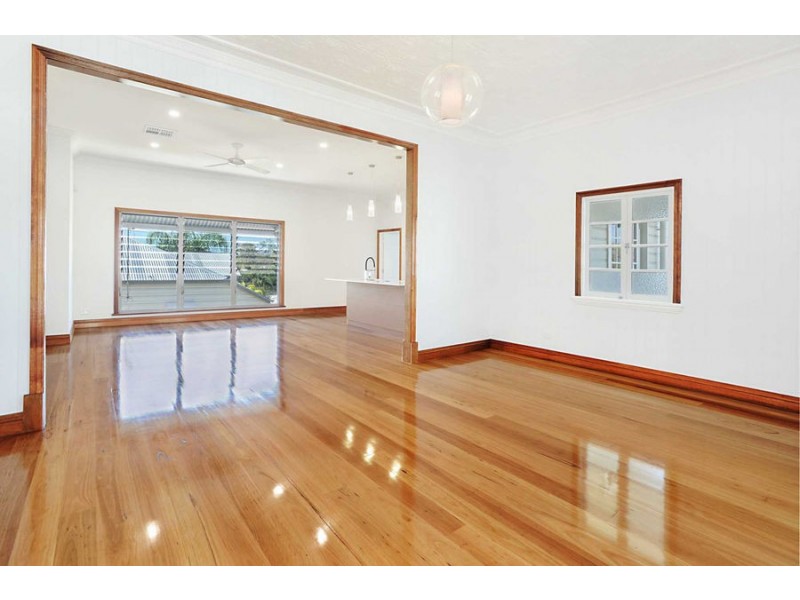 3 Grenville St, Morningside QLD 4170