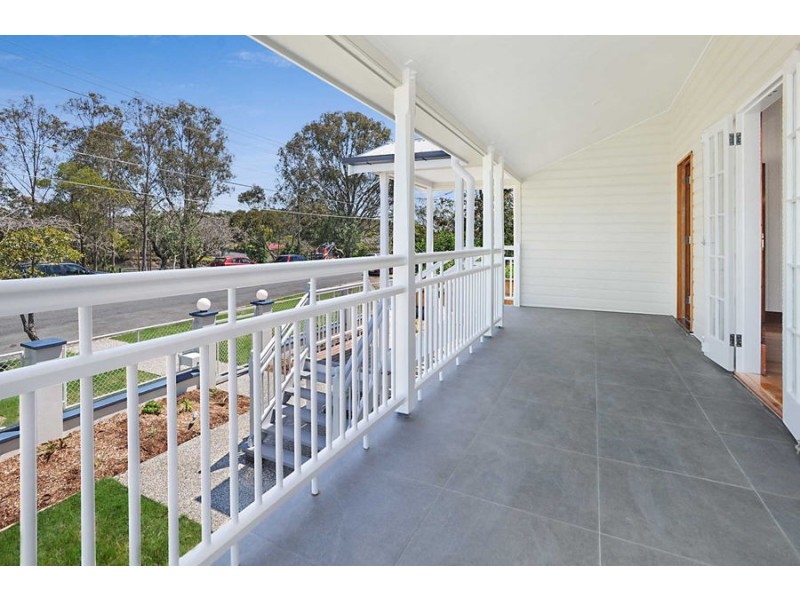 3 Grenville St, Morningside QLD 4170