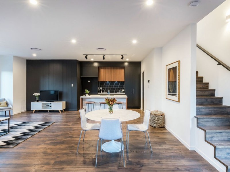 21 Barradine St, Greenslopes QLD 4120