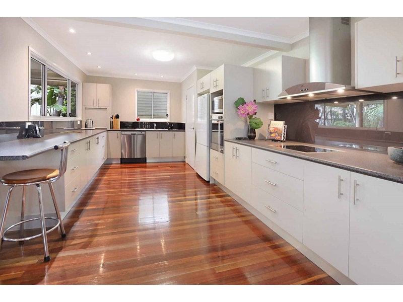 28 Coolmunda Street, Mansfield QLD 4122