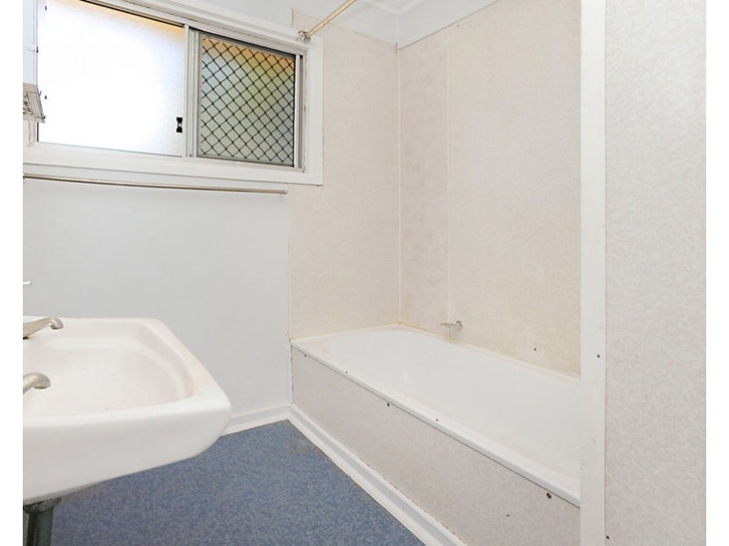 4 Ancilla Street, Mansfield QLD 4122