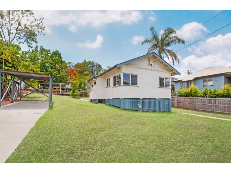 381 Ferguson Rd, Seven Hills QLD 4170