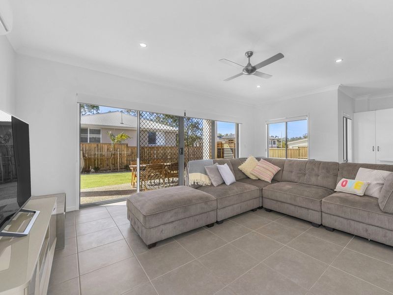 39 Lomond Circuit, Upper Kedron QLD 4055