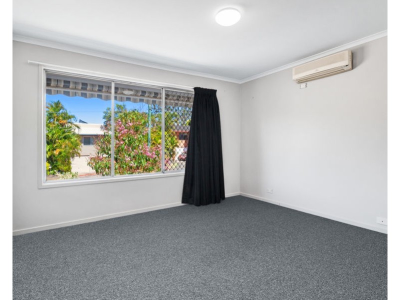 2 Barcelona St, Wishart QLD 4122