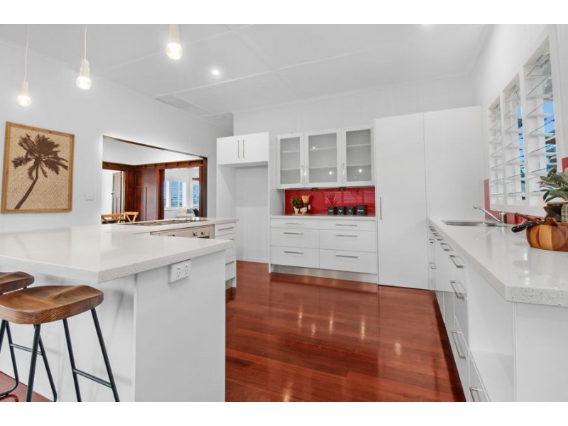 23 Lockyer Street, Camp Hill QLD 4152