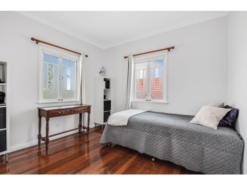 9 Hicks Street, Mount Gravatt East QLD 4122