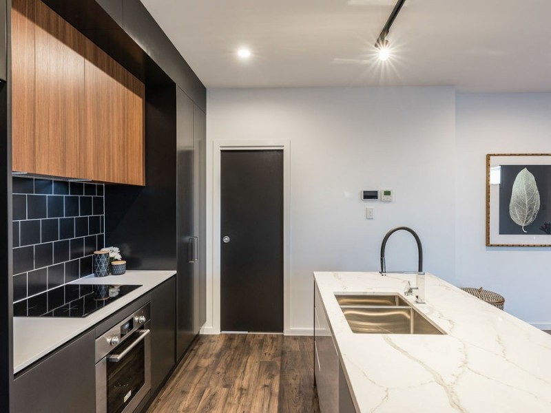 1/21 Barradine St, Greenslopes QLD 4120