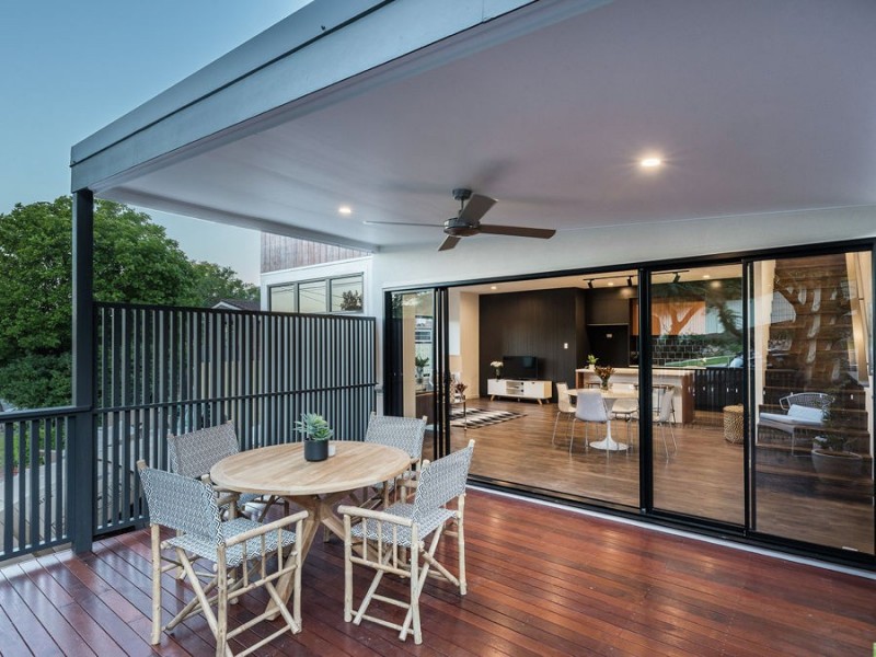 1/21 Barradine St, Greenslopes QLD 4120