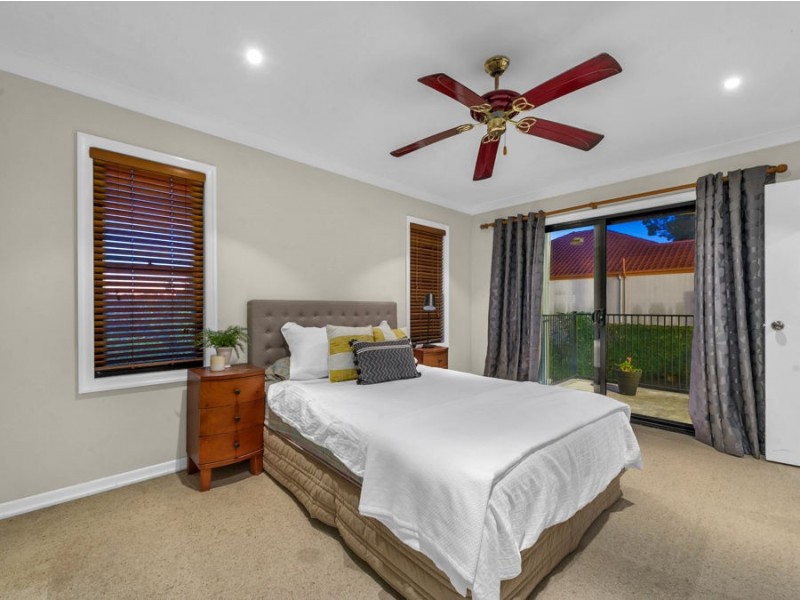 17 Gill Street, Holland Park QLD 4121