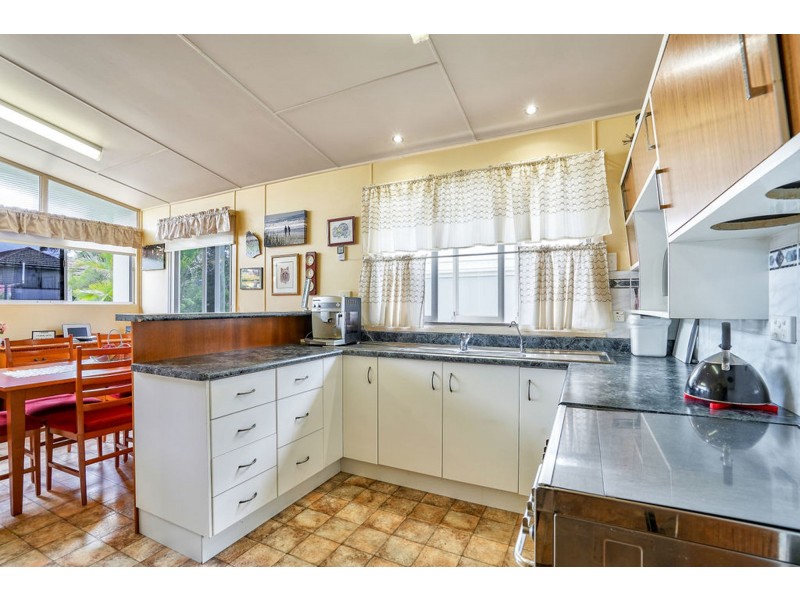 37 Wanda Road, Upper Mount Gravatt QLD 4122