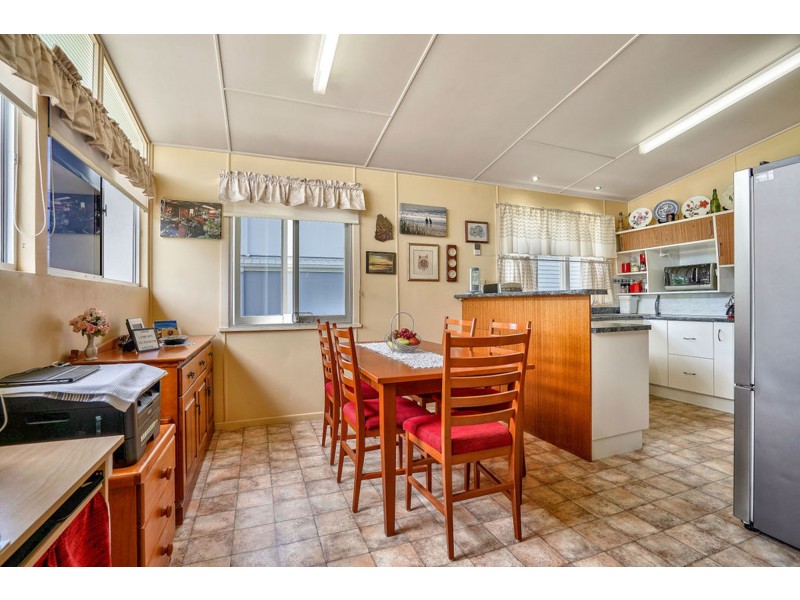 37 Wanda Road, Upper Mount Gravatt QLD 4122