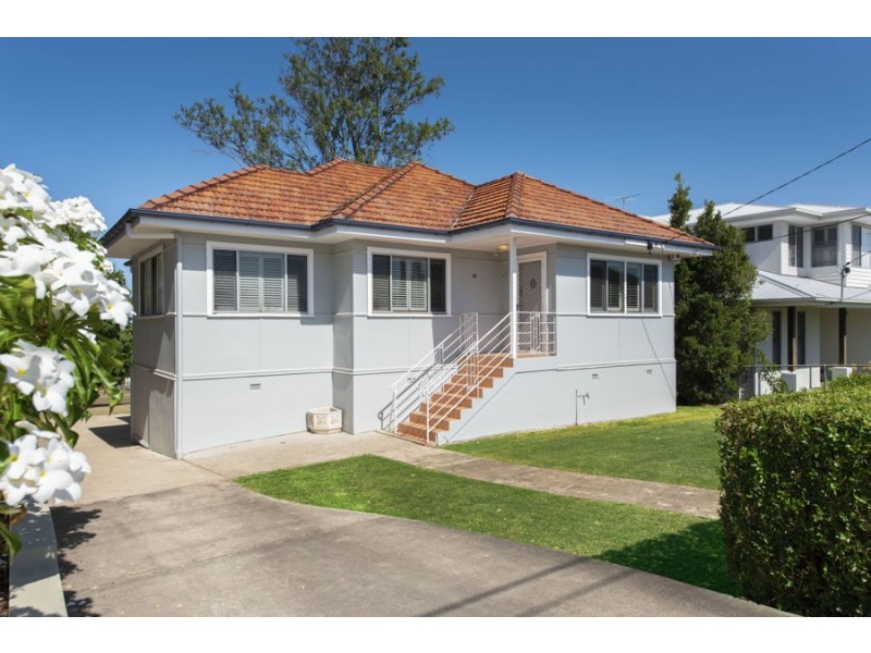 69 Arrol Street, Camp Hill QLD 4152